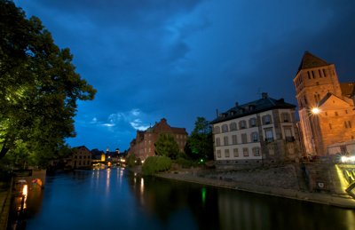 Avant l'orage_4853226597_l.jpg